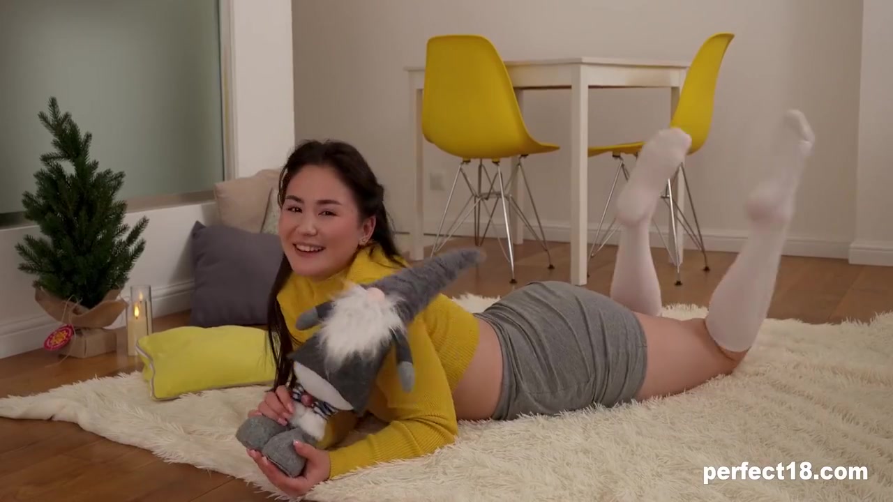 Superb Babe For - 18 Years And Amelia Ost
