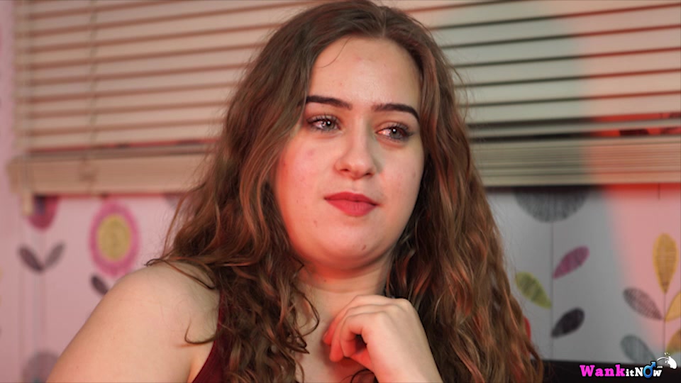 Lara - Wank With Me - Sexy Videos - WankitNow