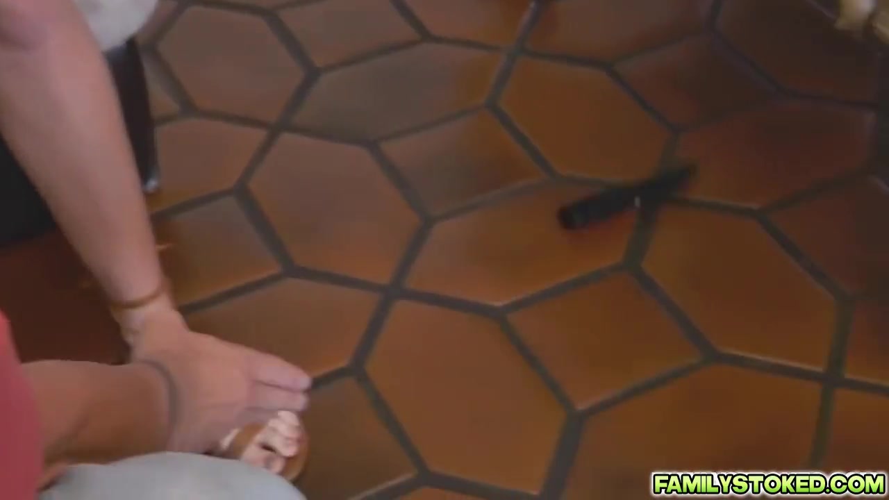 Hannah Hawthornes Cunt Got Juicier While Being Pounded
