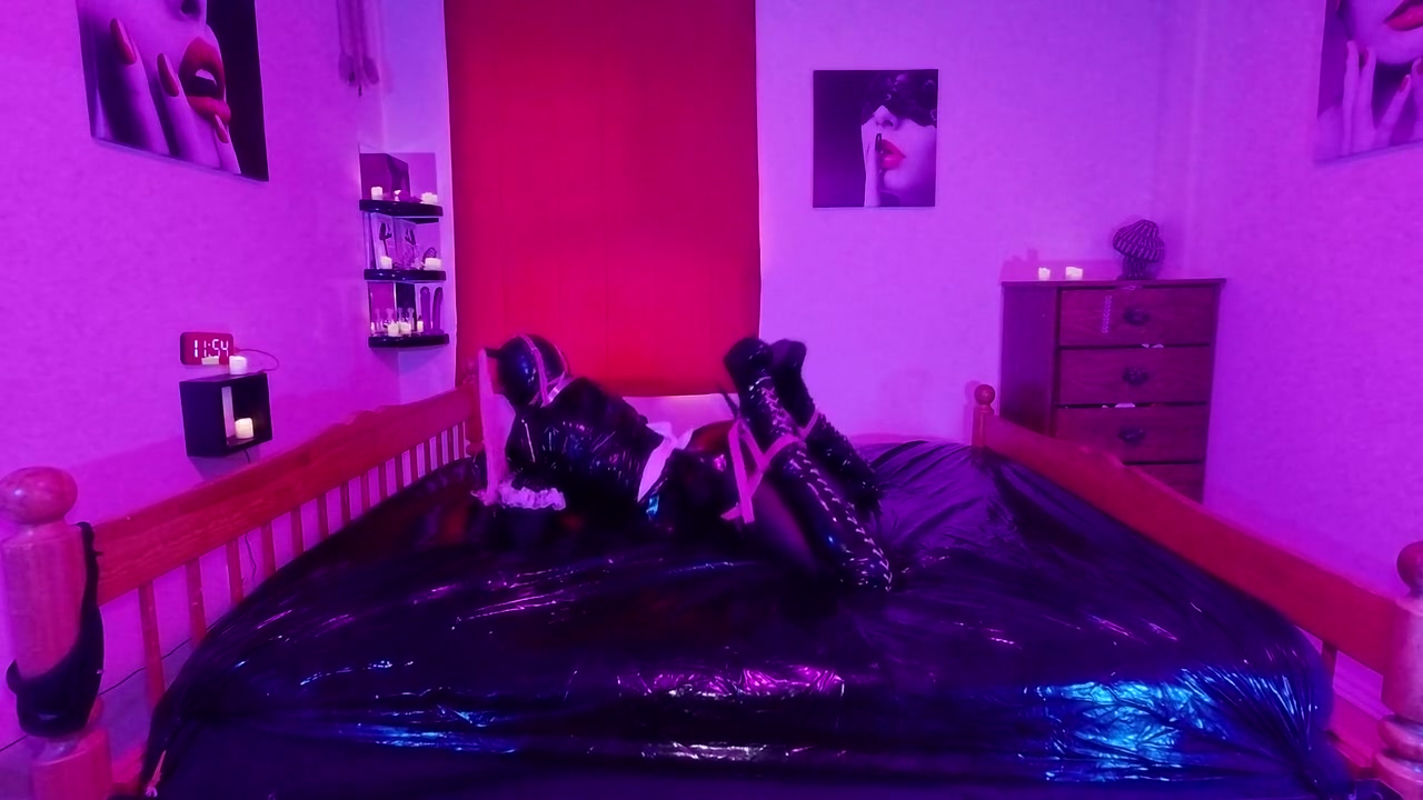 Sissy Maid Stuck In Bondage