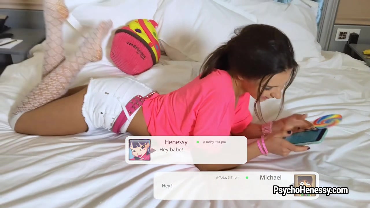 Henessy - Sex-chatting with a lollipop
