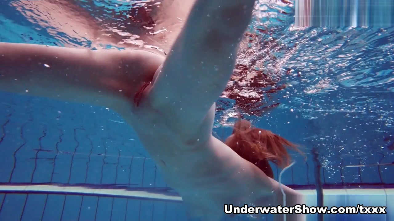 Zelenkina Video - UnderwaterShow