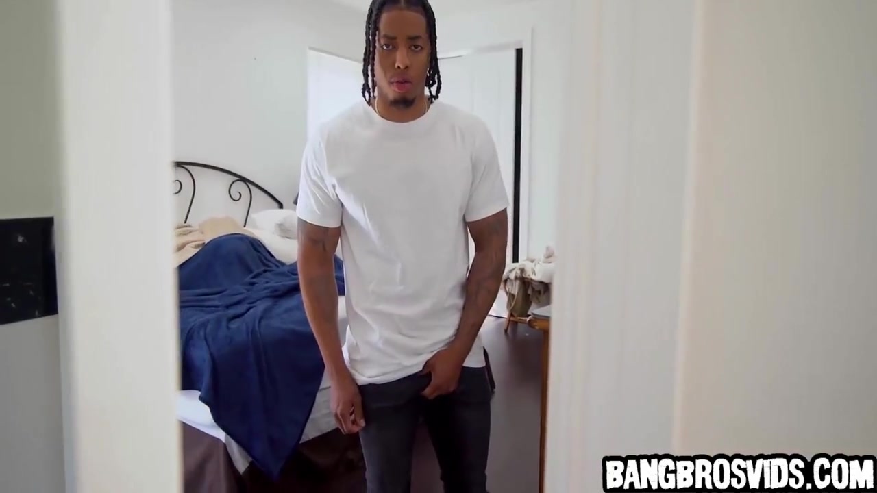 Fucking His Hot 18yo Roomate 5 Min