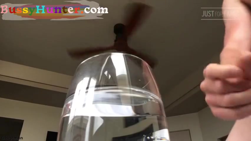 2018.06.17 - Jared Busts Huge Am Load While Cory Showerspo