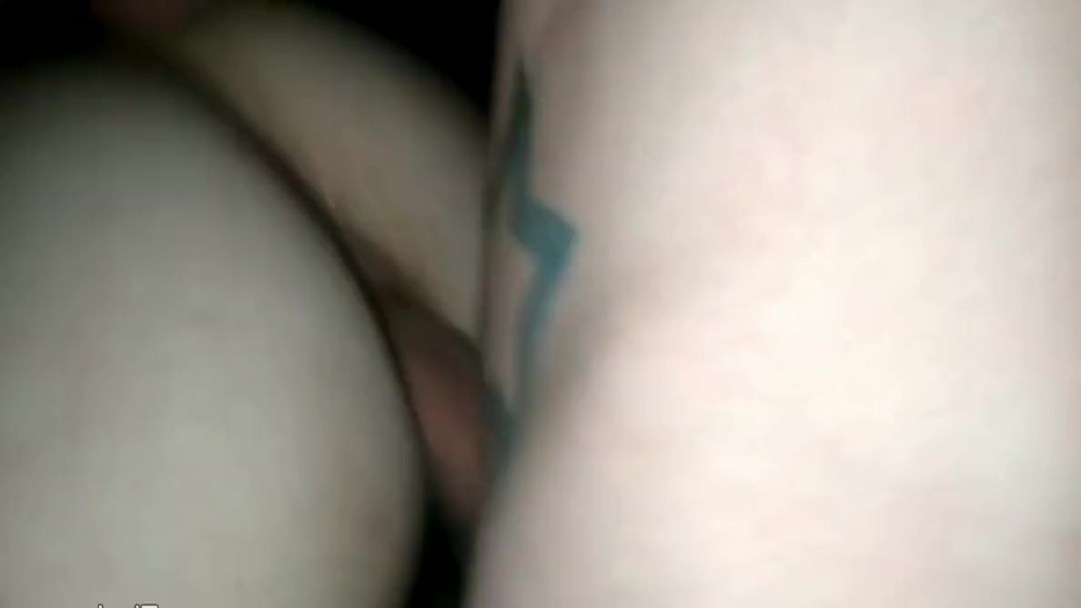 Barebacking A Cute Teen 18+ In The Dark Room