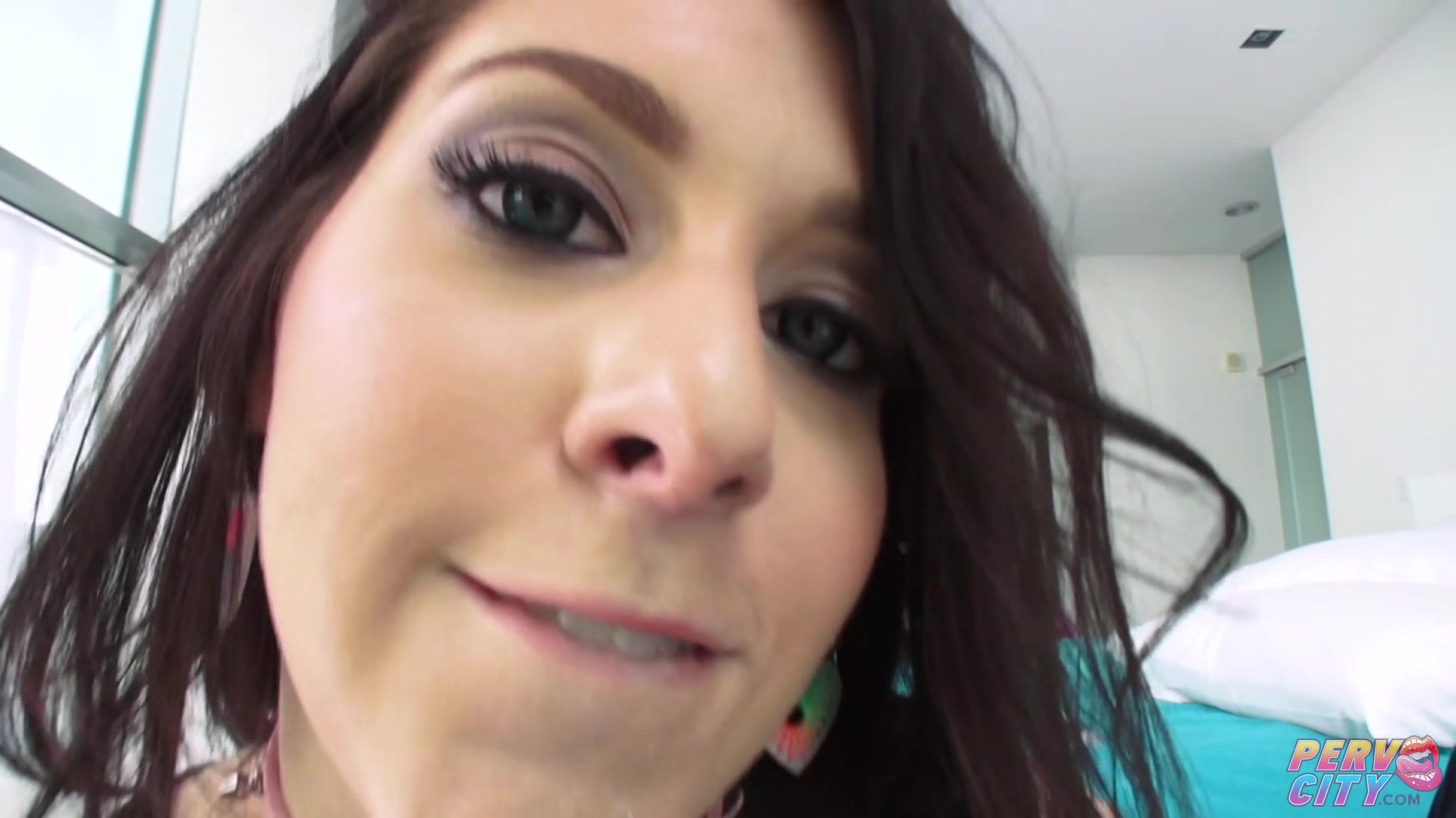Natural Tit Slut is Hungry For Anal