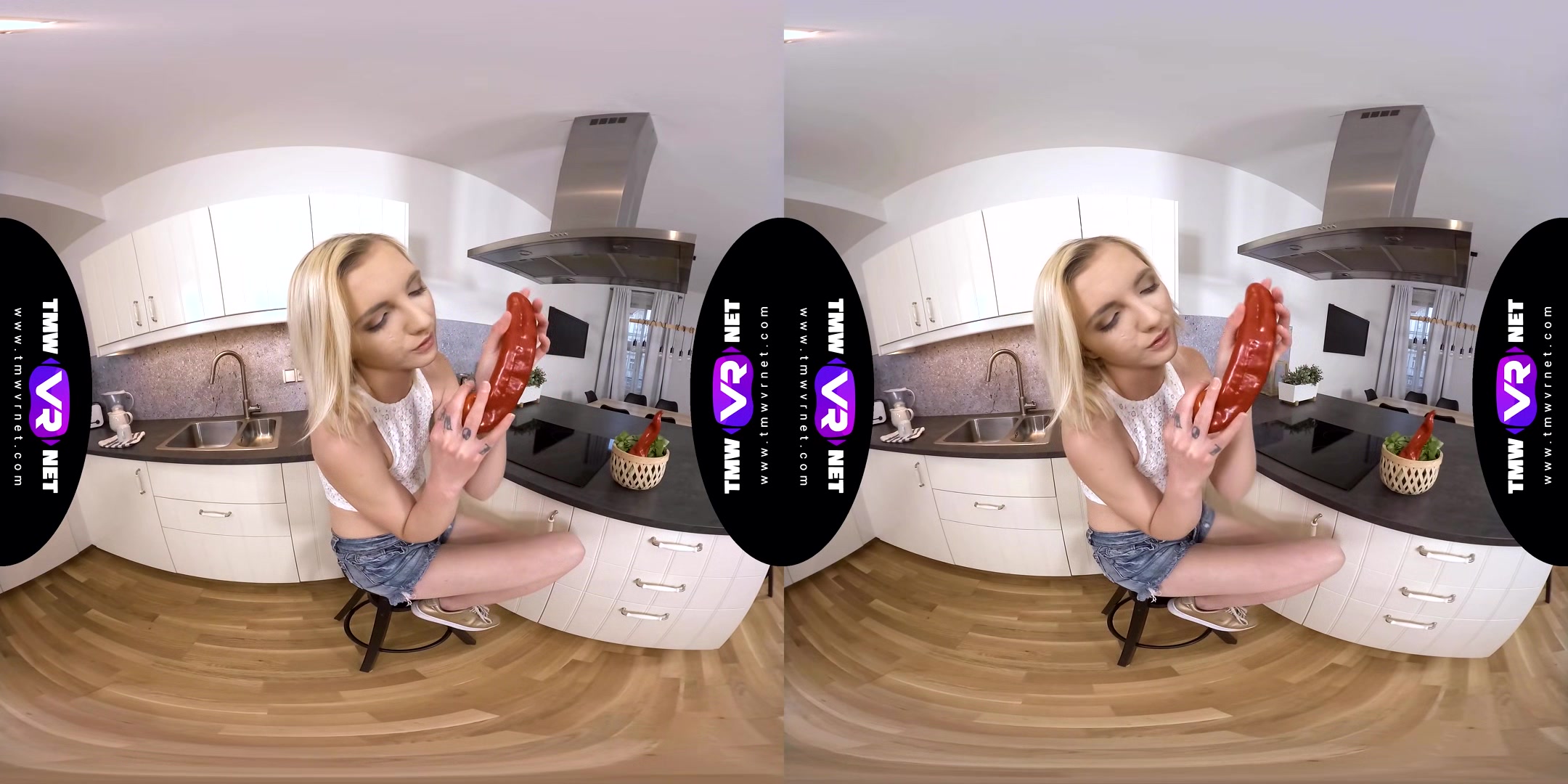 Hot Pepper For Salad And Orgasm - Shaved Blonde Food Toying