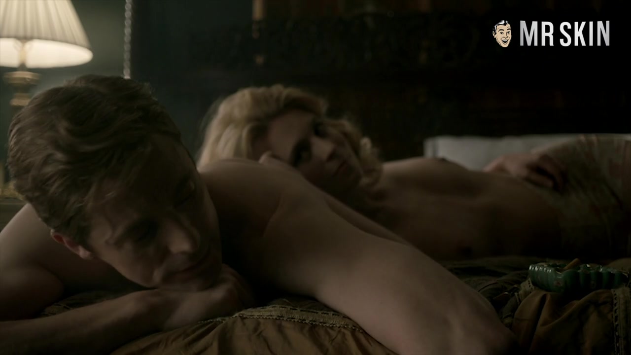 Emilia Clarke's Boobs Keep Winter Coming - Mr.Skin