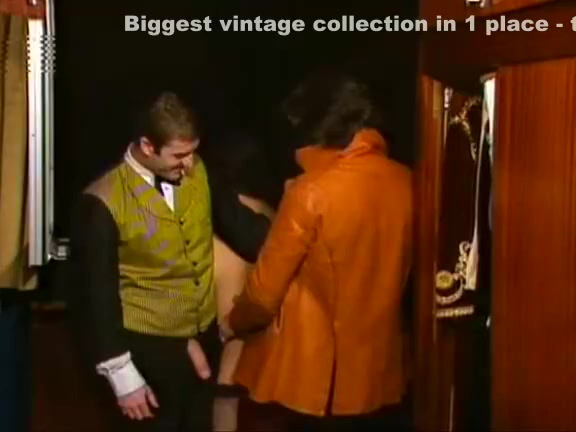 Cathy Ménard, Hélène Shirley, Mascha Mouton in classic fuck video