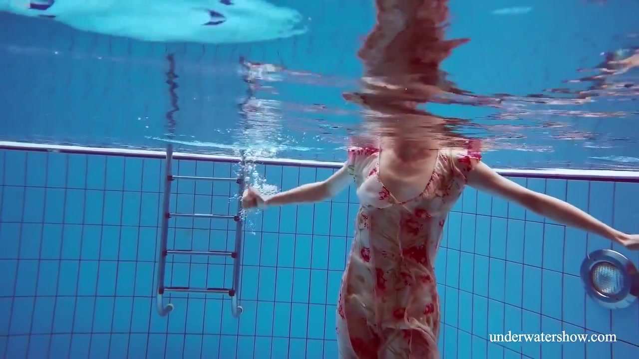 Martina Big In Swimmer Babe Ass Hot Brunette
