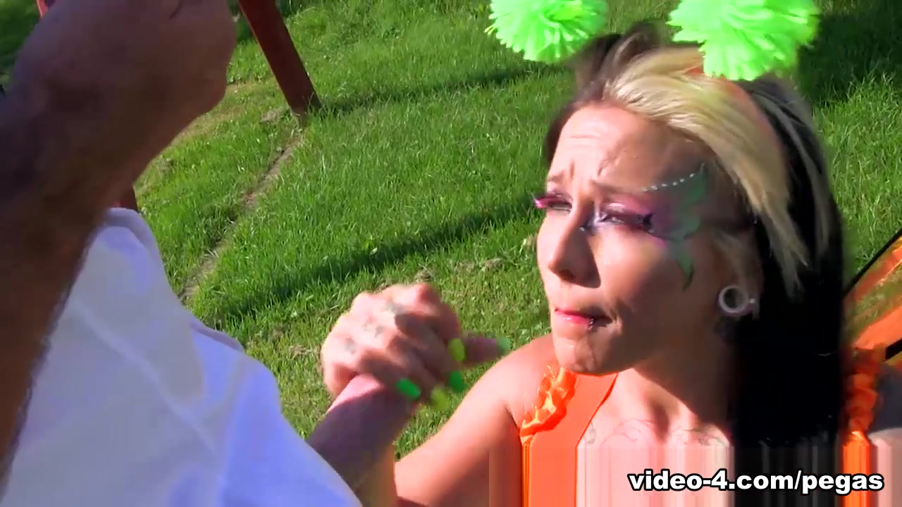 Lily Fatale Criss Simon Video - PegasProductions