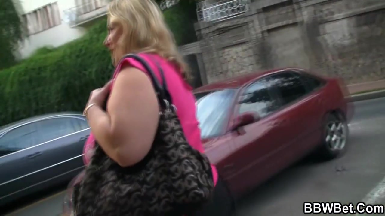 Skinny Dude Pounding Blonde Fatty From Behind - Blonde Bbw