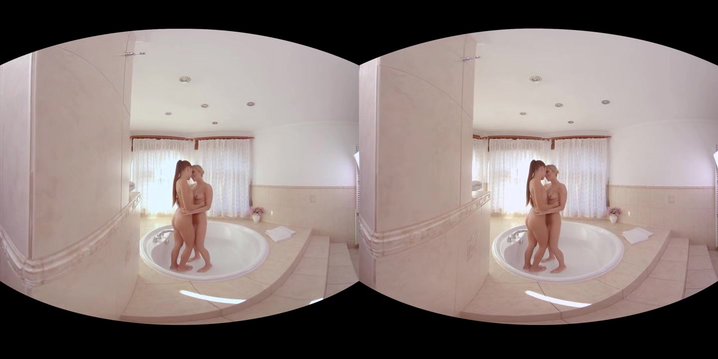 VRHUSH Naughty threesome with Eveline Dellai and Lindsey Cruz