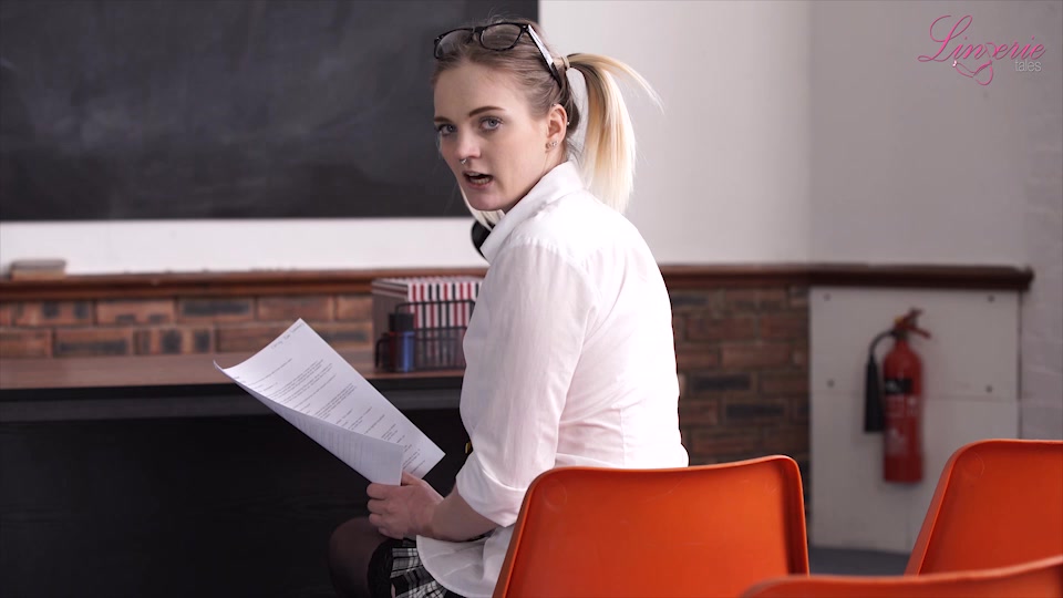 Carly Rae "Erotic Reading" - LingerieTales