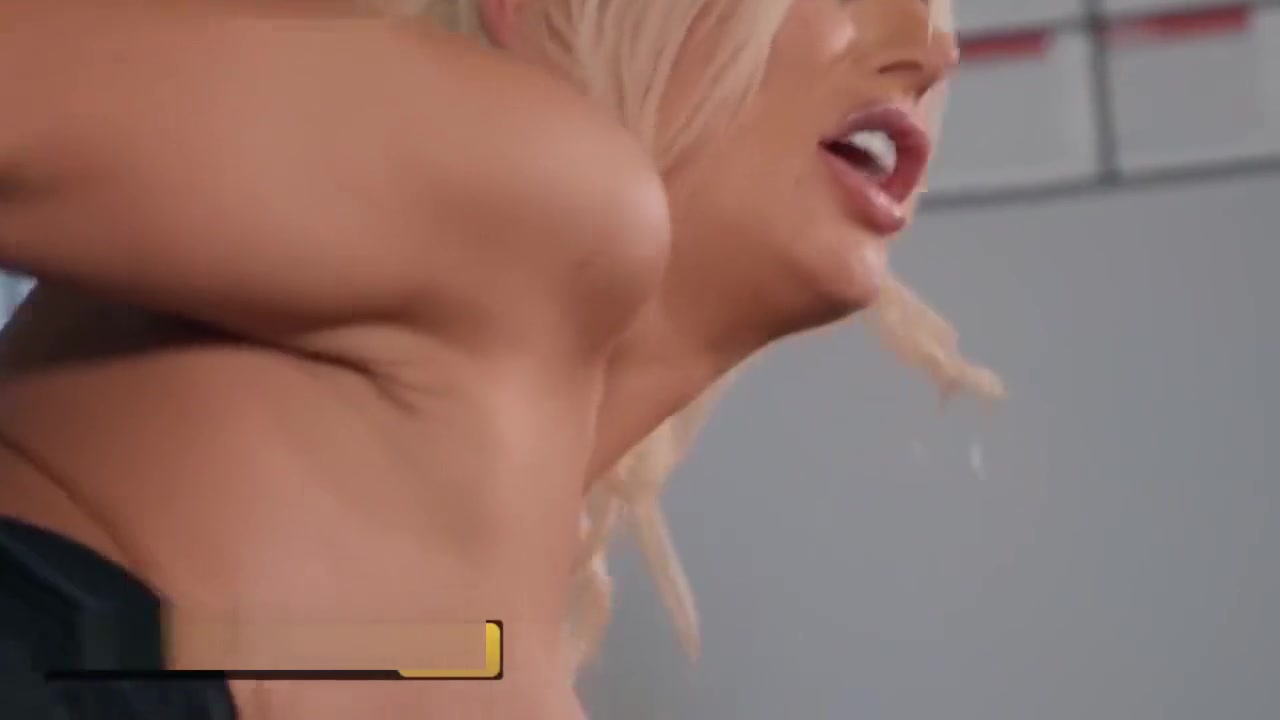 Brazzers - Big tit british blonde Tommie Jo gets loves anal in locker room