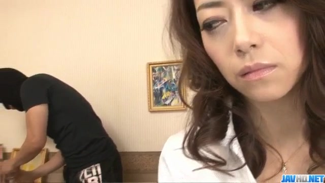 Maki Hojo amateur hardcore with a masked stranger