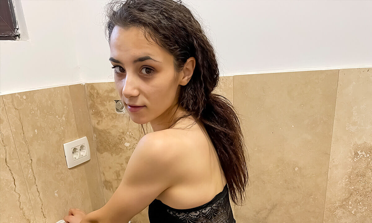 Brunette Teen Quick Fuck In Public Toilet; Amateur Brunette Fucked