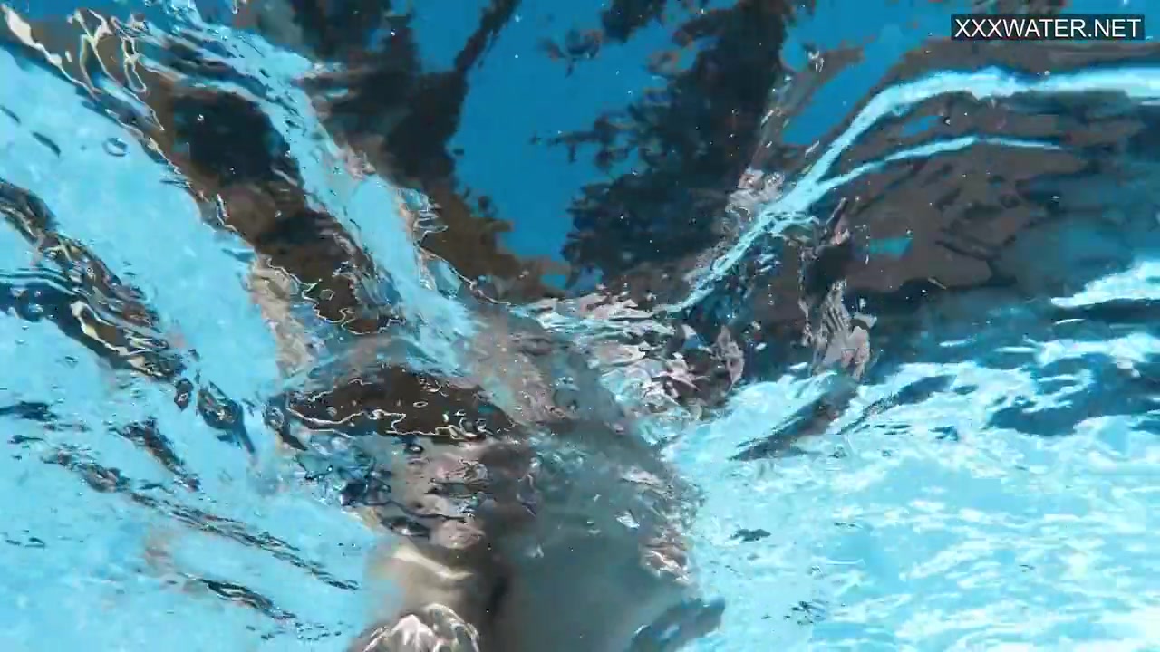 Beautiful Blonde Swims Nude - Zazie Skymm