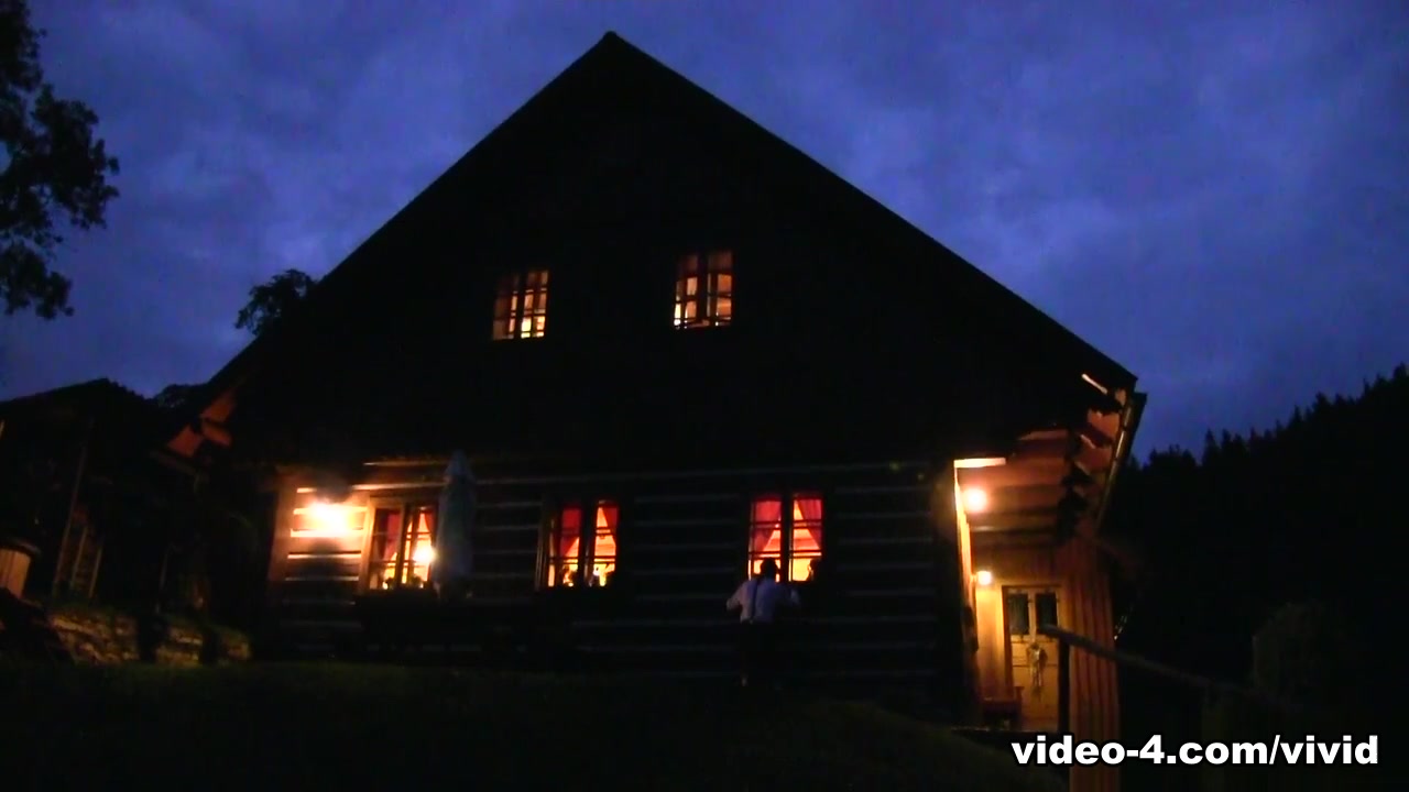 Vivid Video: Naive Annabelle gets spied upon while she undresses