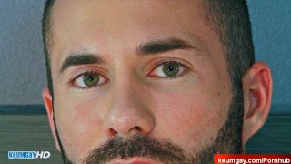 Stef innocent delivery guy serviced his big cock by a guy!