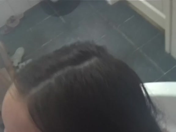 Shower blow job and skillful cookie licking