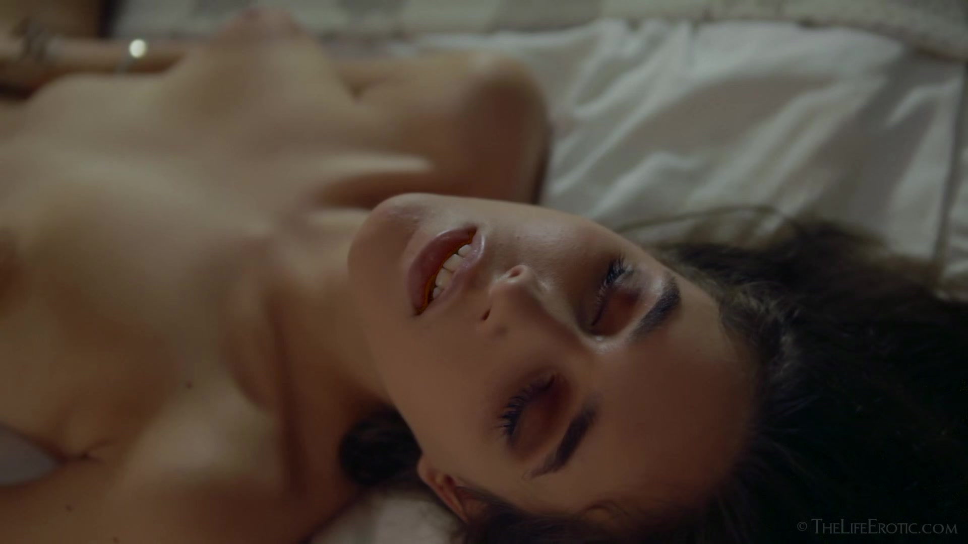 Scraping - Breaking Through The Thick 2 - Emily J - TheLifeErotic