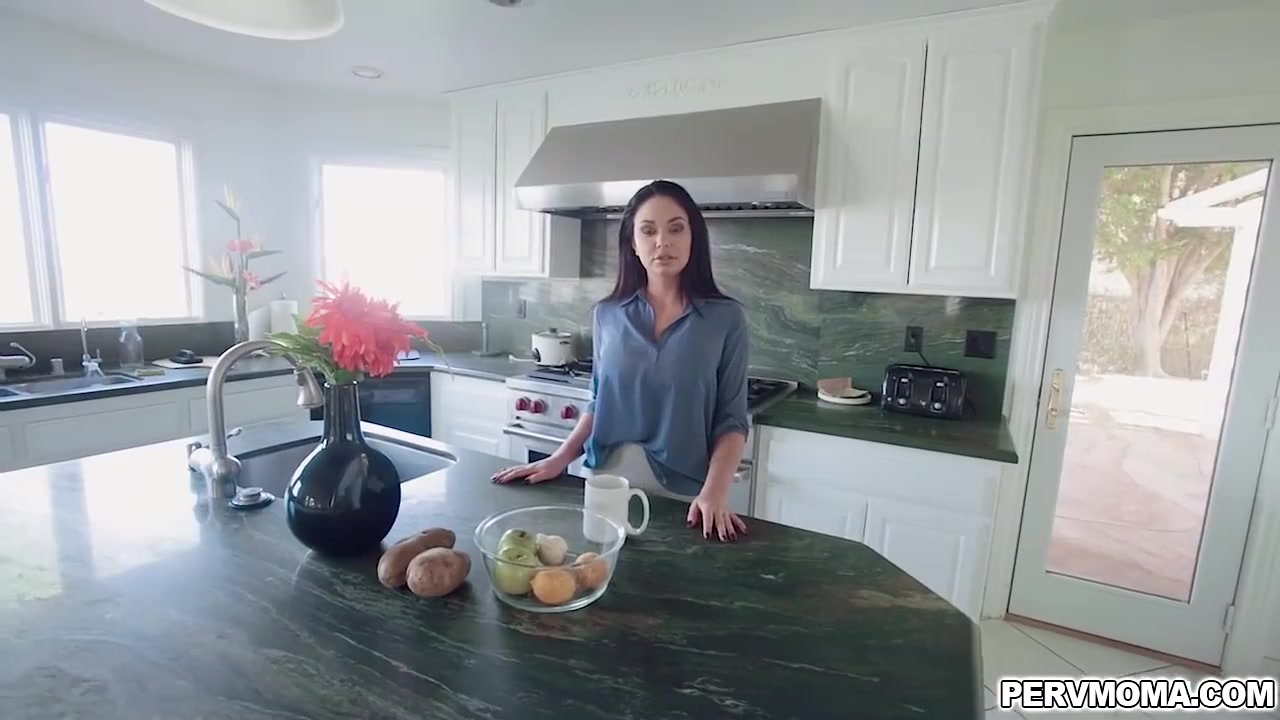 Brooke Beretta - Tasting Her Stepsons Cock And Taking It