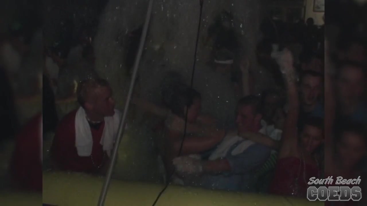 Girls Flashing Their Tits at a Foam Party - SouthBeachCoeds