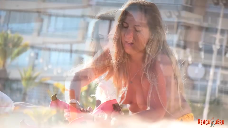 Back lit MILF - BeachJerk