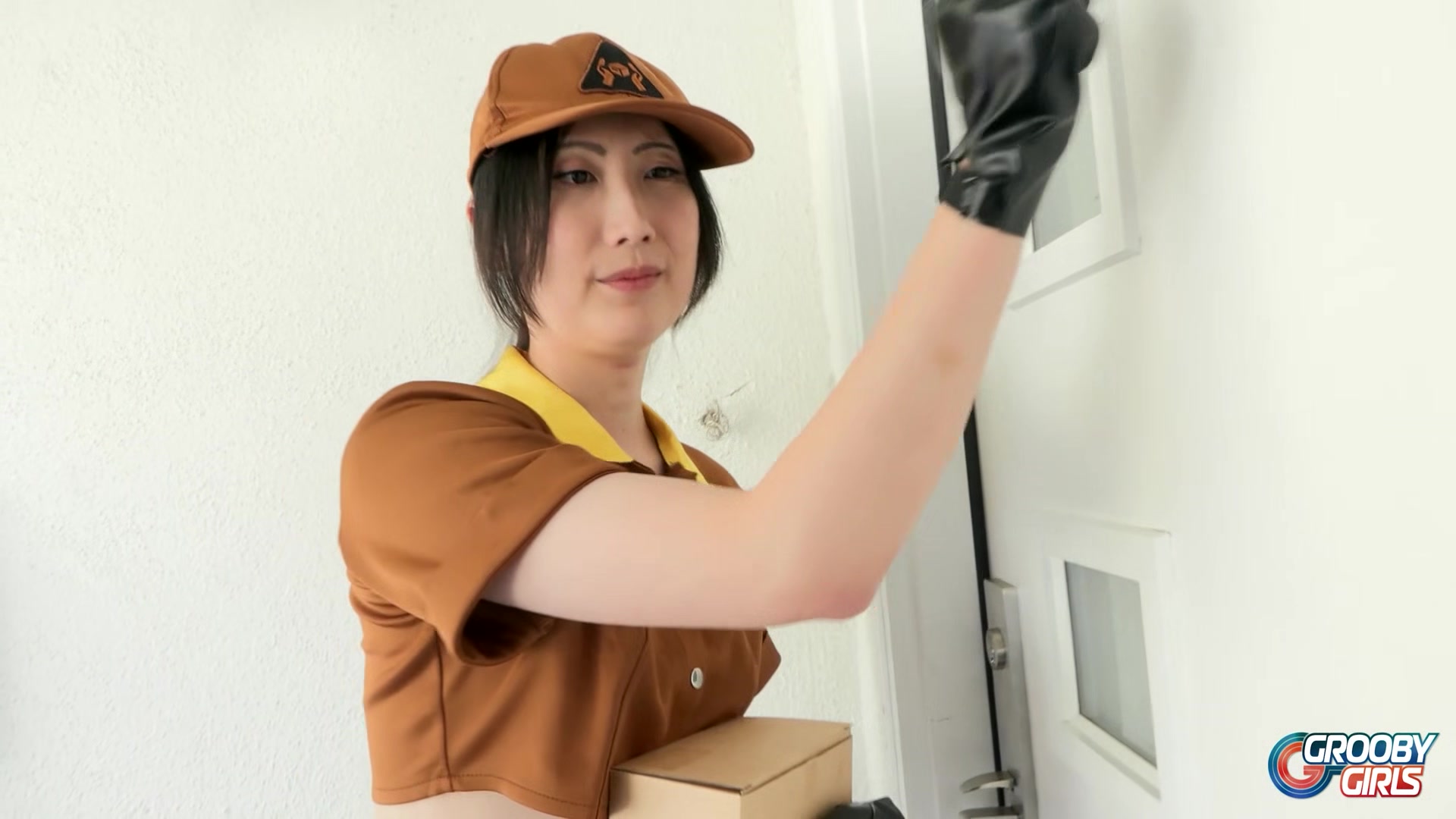 GROOBYGIRLS - Zia Cristal Delivers Gets Fucked Hard