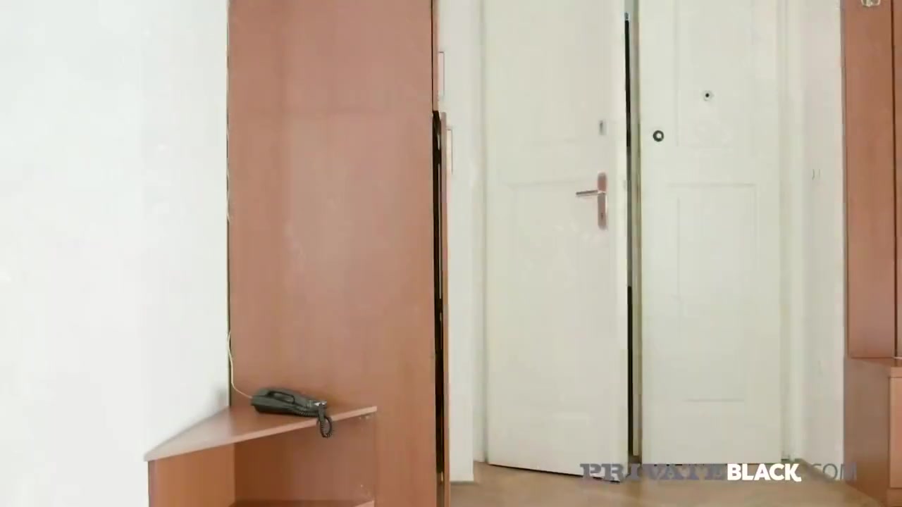 Lady Dee In Horny Diva Dpd By 2 Big Black Cocks