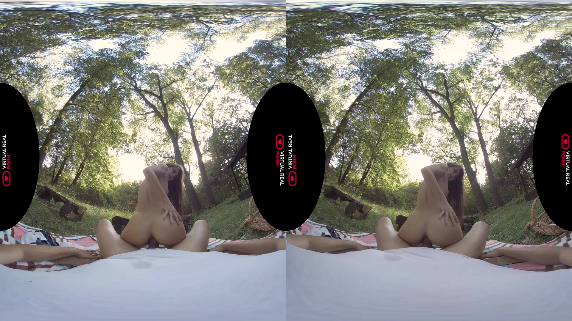 Au Naturel - VirtualRealPorn