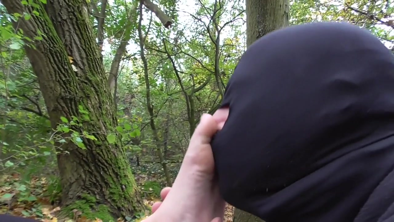 Feet smell during the trip by Foot Girls