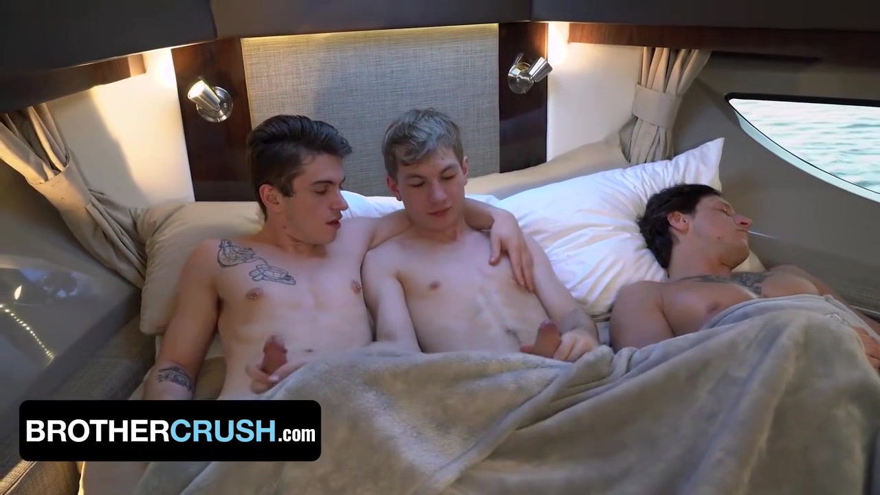 Sharing My Boyfriend With My Stepbrother Goes Wrong - His Dick Is Much Bigger Than Mine!
