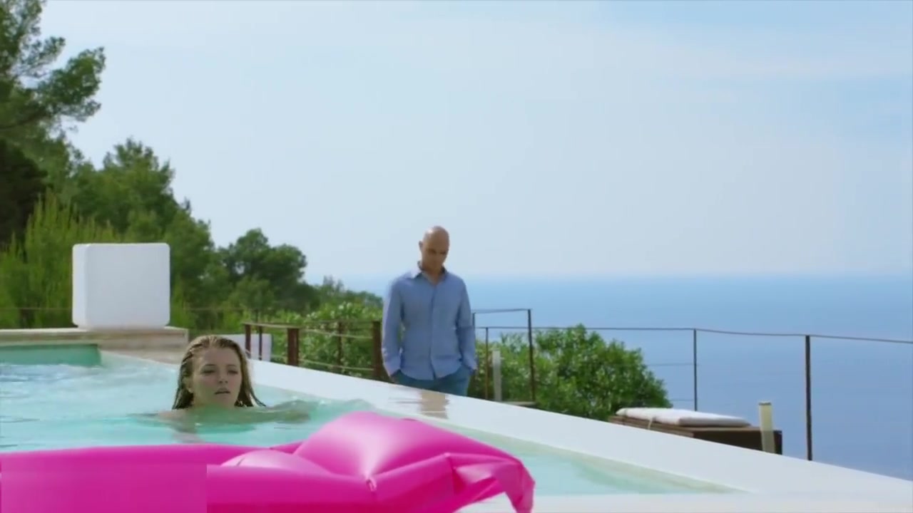 VIXEN College student 18+ Fucks Her Boss After Being Caught