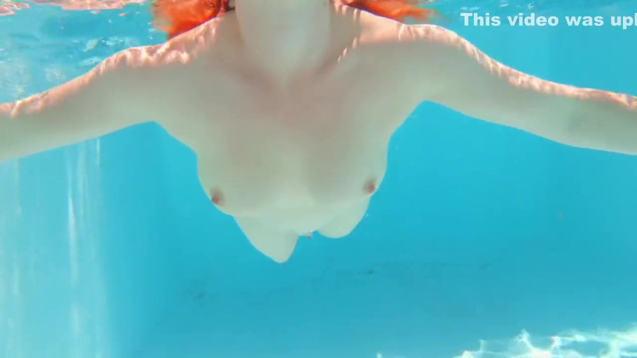 GINGER MERMAID UNDERWATER FOOTJOB POV Perfect Soles Long Toes Red Nails