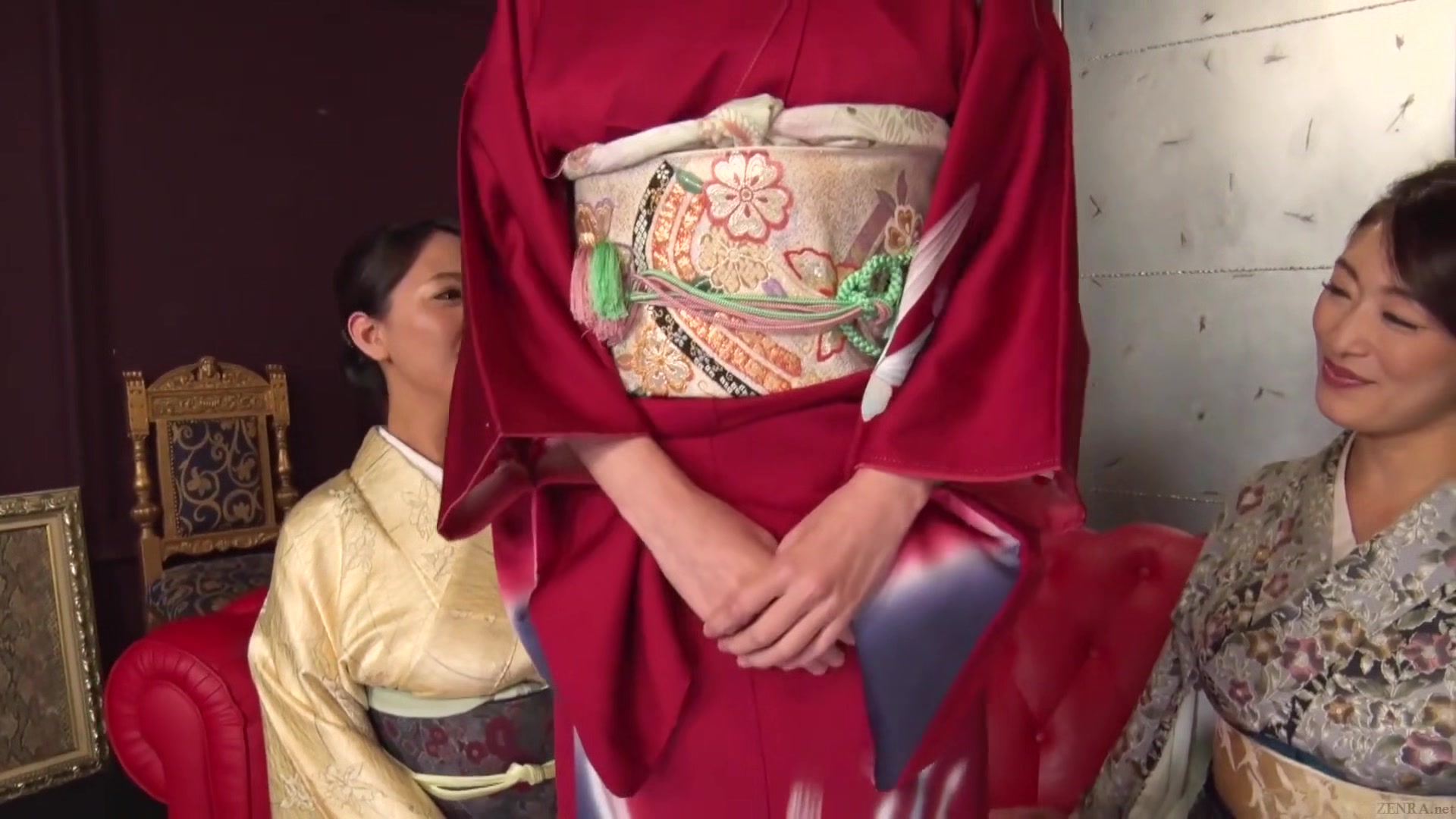 Reiko Kobayakawa and Akari Asagiri plus friend kimono sex party
