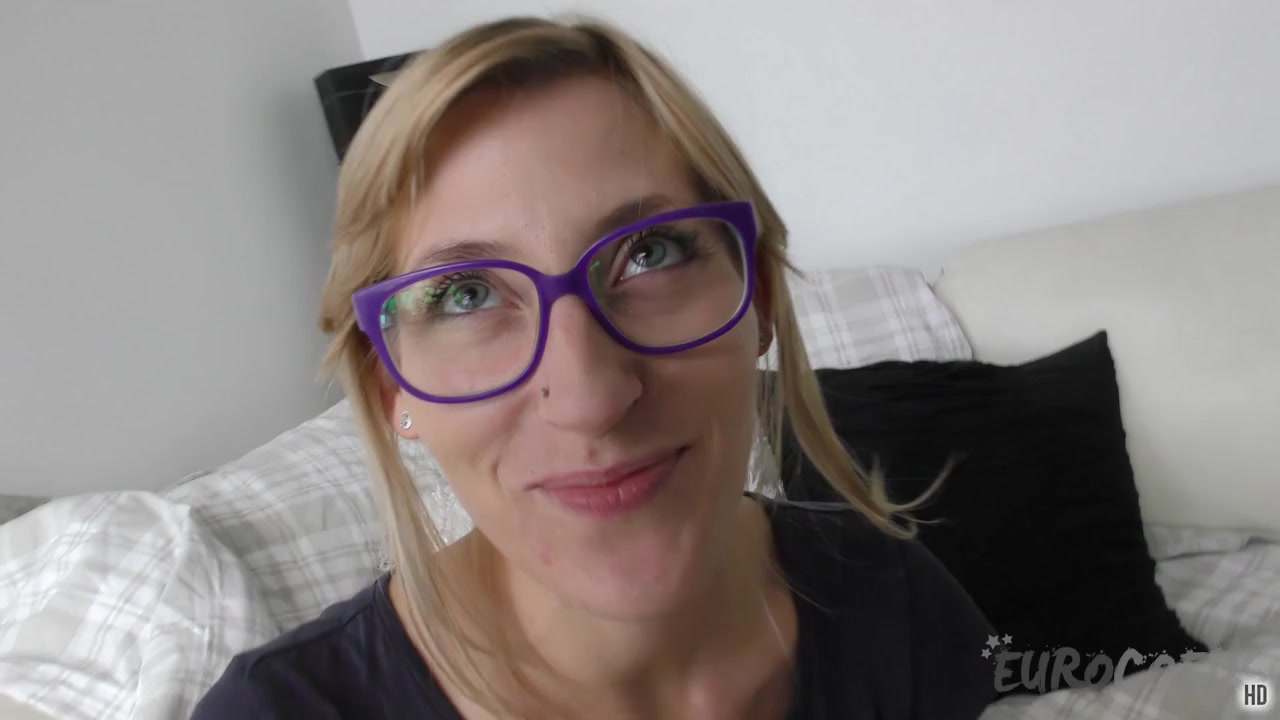 Casting Couch Pretty New Model Named Aleks Uses A Hitachi Vibrator On Her Pretty Long Labia Pussy