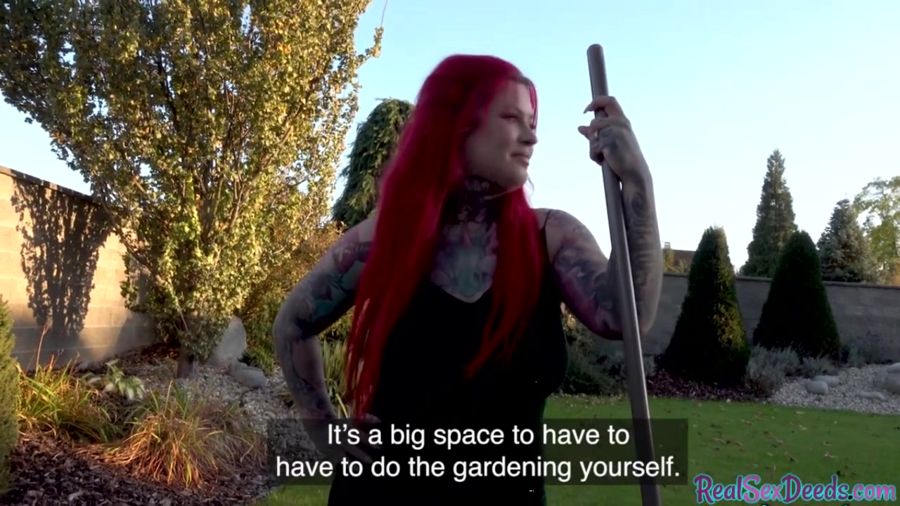 Public sex with busty goth neighbour