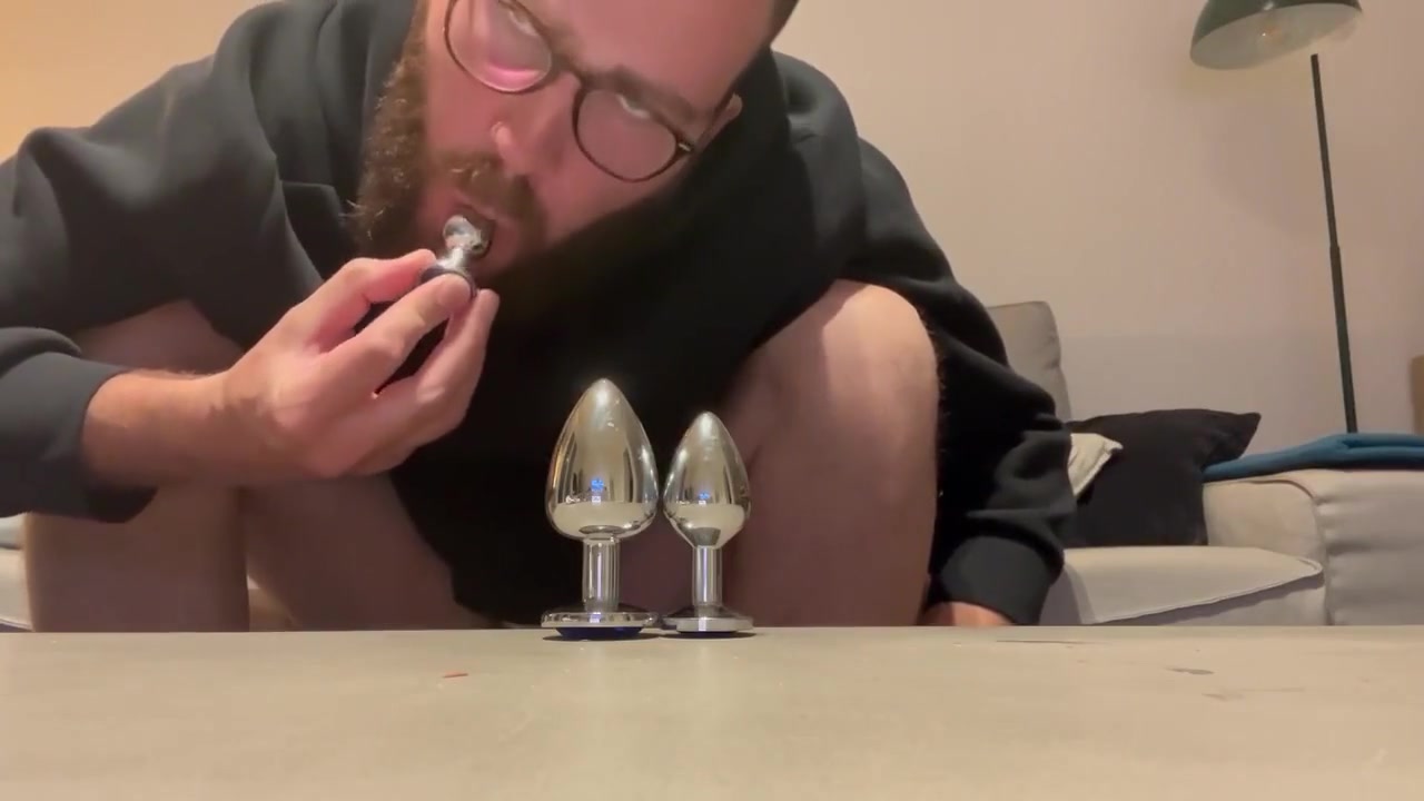 Fag Having Fun