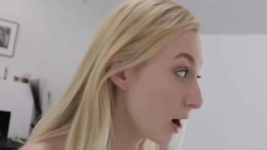 My Stepsister Loves Sexy Games