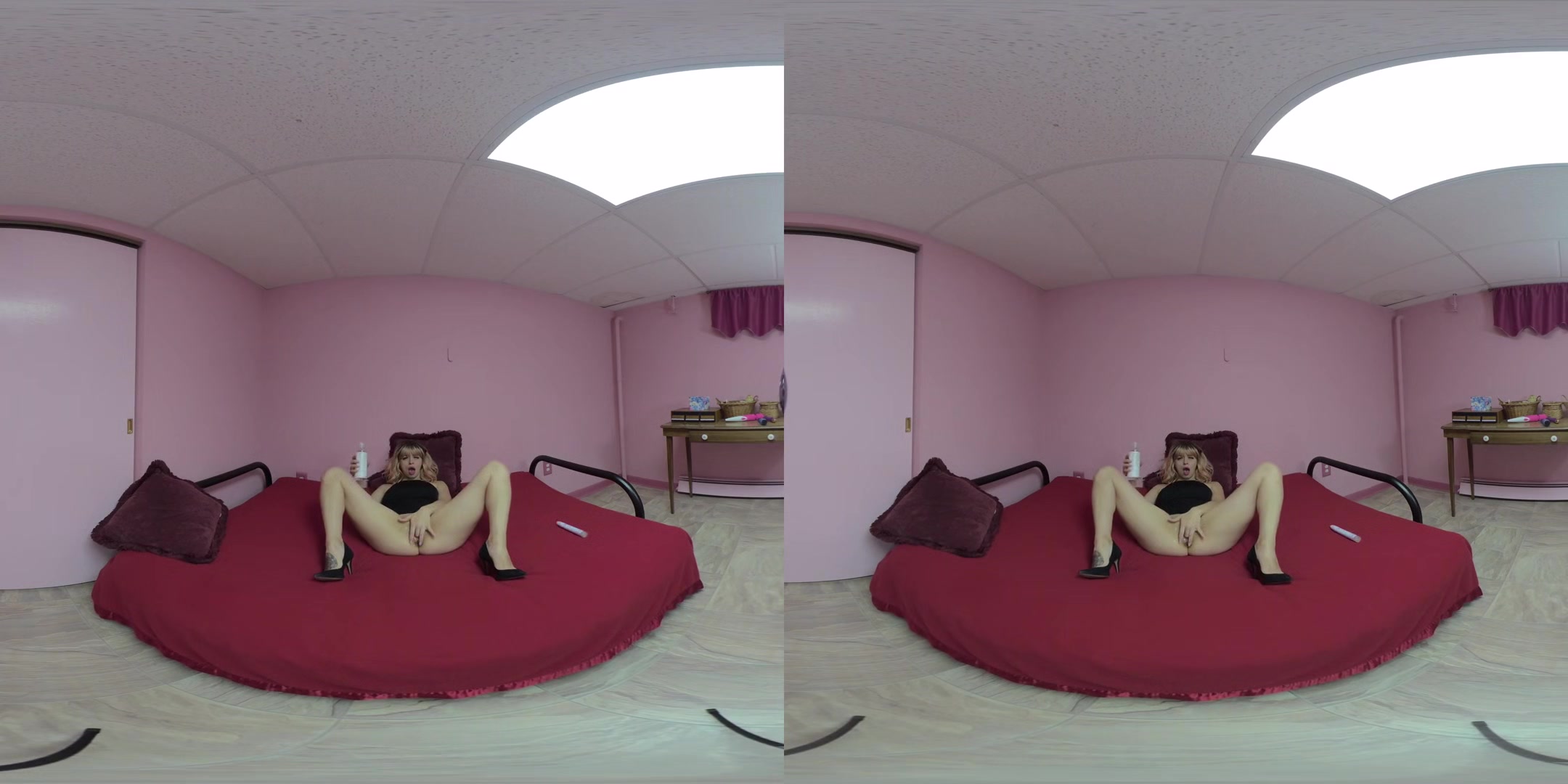 Busty Babe Ashenn Fire Lifts Her Dress To Fuck A New Toy - Amateur Slut Hardcore Solo