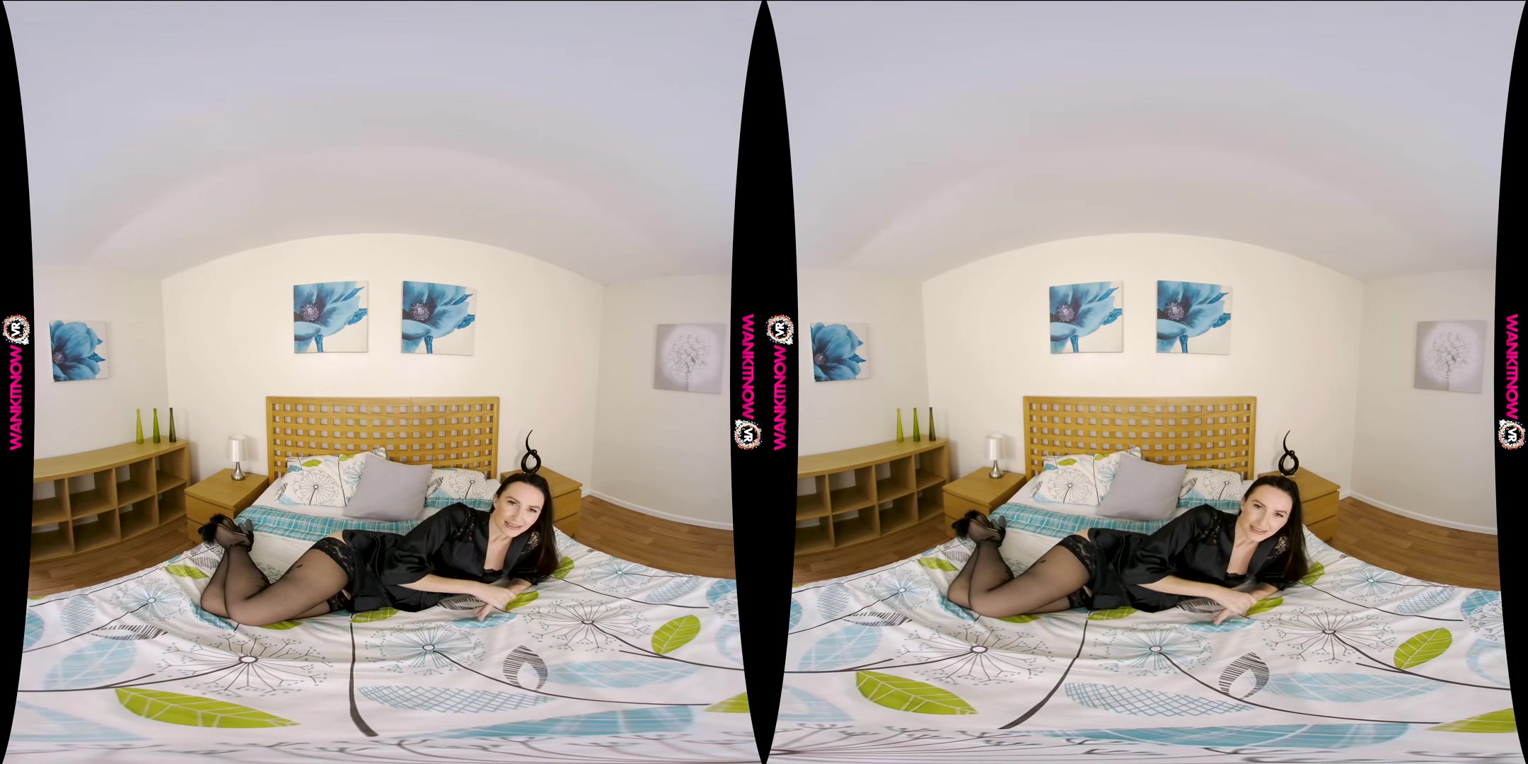 Handy Wanker - Petite Small Tits Nylons - Sexlikereal