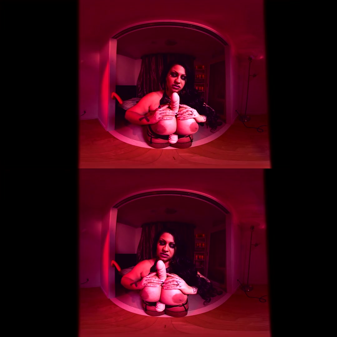 Samantha Mack in Red Light Special 1 - HoloGirlsVR