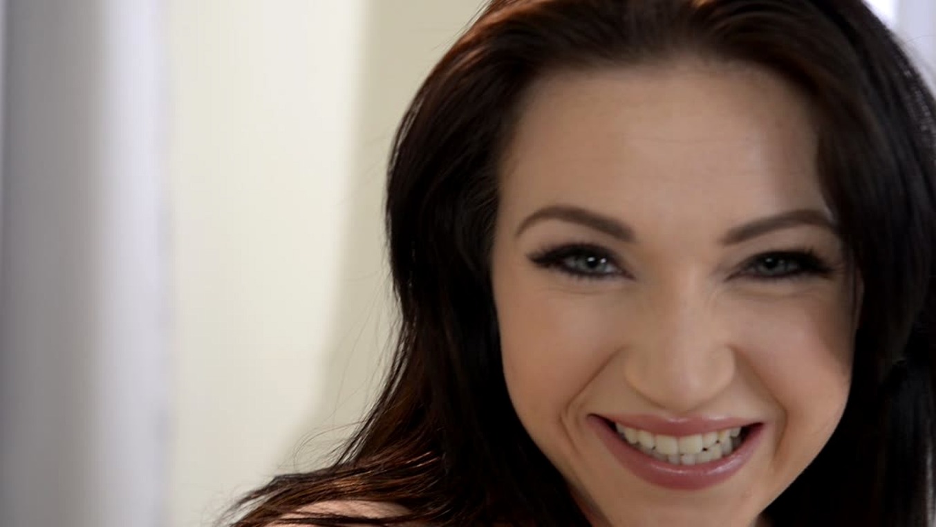 Silken Skin Travels: Young Babe With Big Tits Gets Interviewed - PornWorld