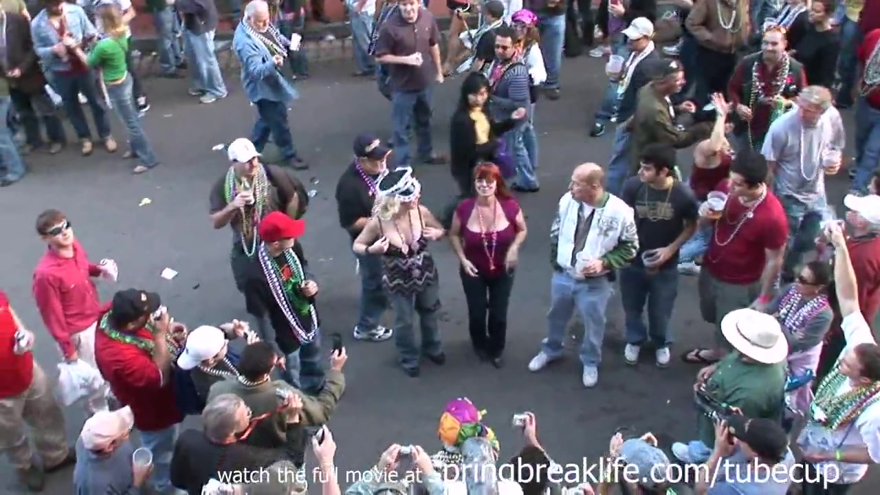 SpringBreakLife Video: Daytime Flashers
