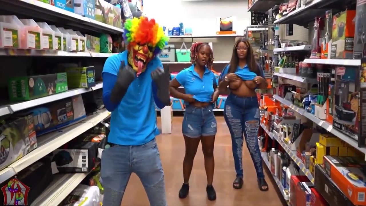 Somali Rose And Brattty Bae - Meet Your Walmart Employees Of The Month gibby The Clown , Siren Nudist 5 Min