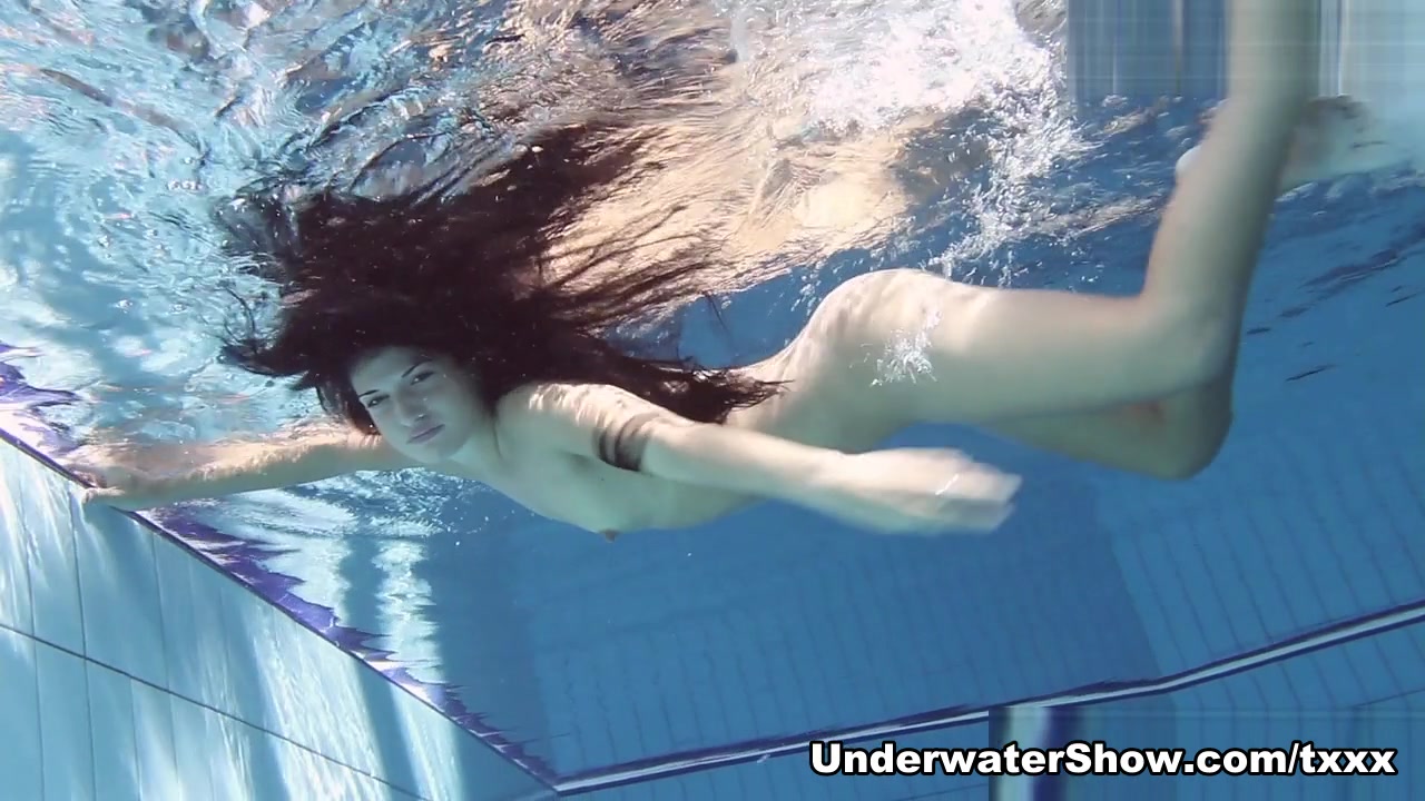 Zhanetta Video - UnderwaterShow