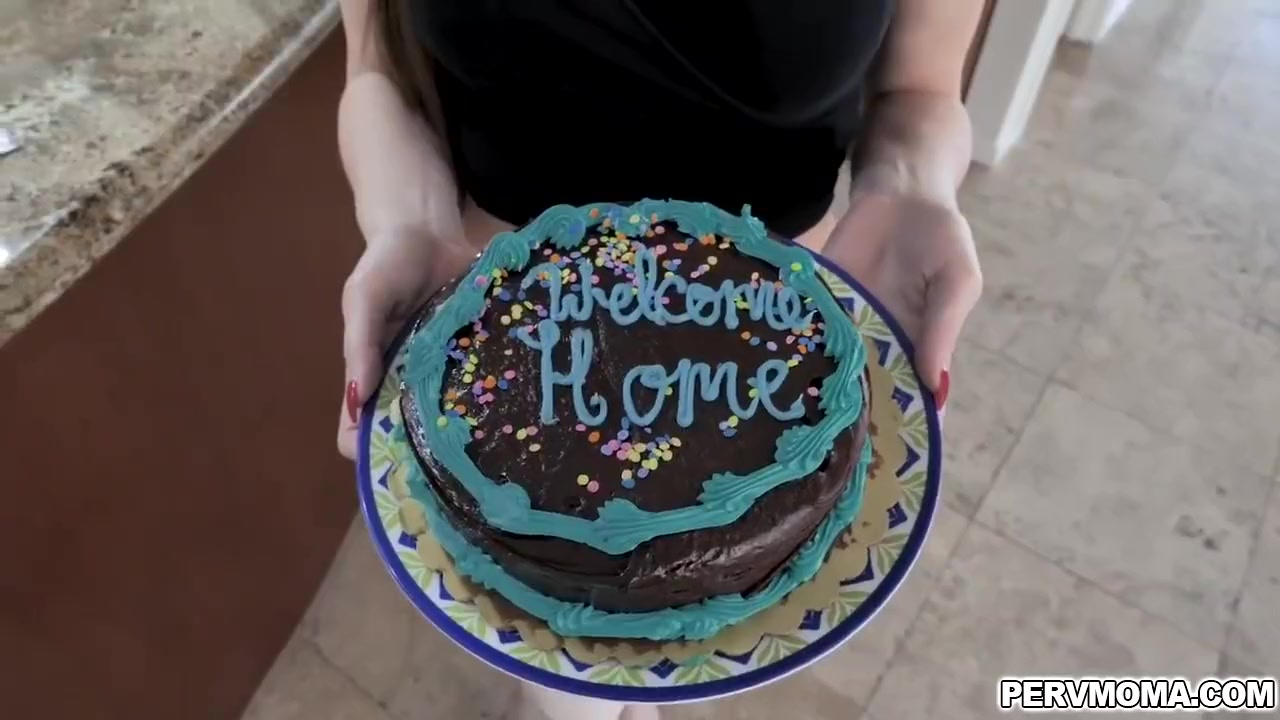 Brianna Rose - Gives Stepson A Hot Handjob In The Kitchen