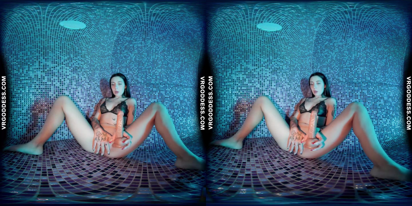 Dora Fucks With A Dildo In The Sauna